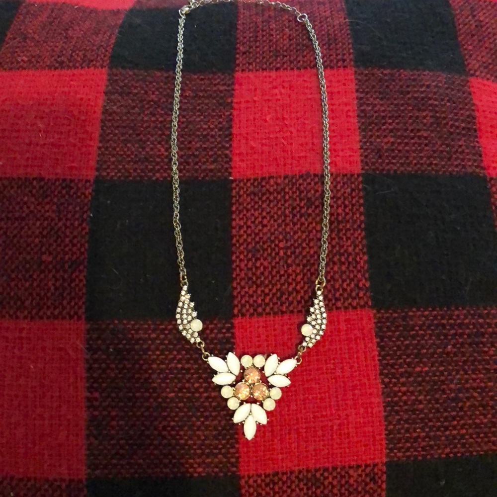 Rustic necklace in excellent condition